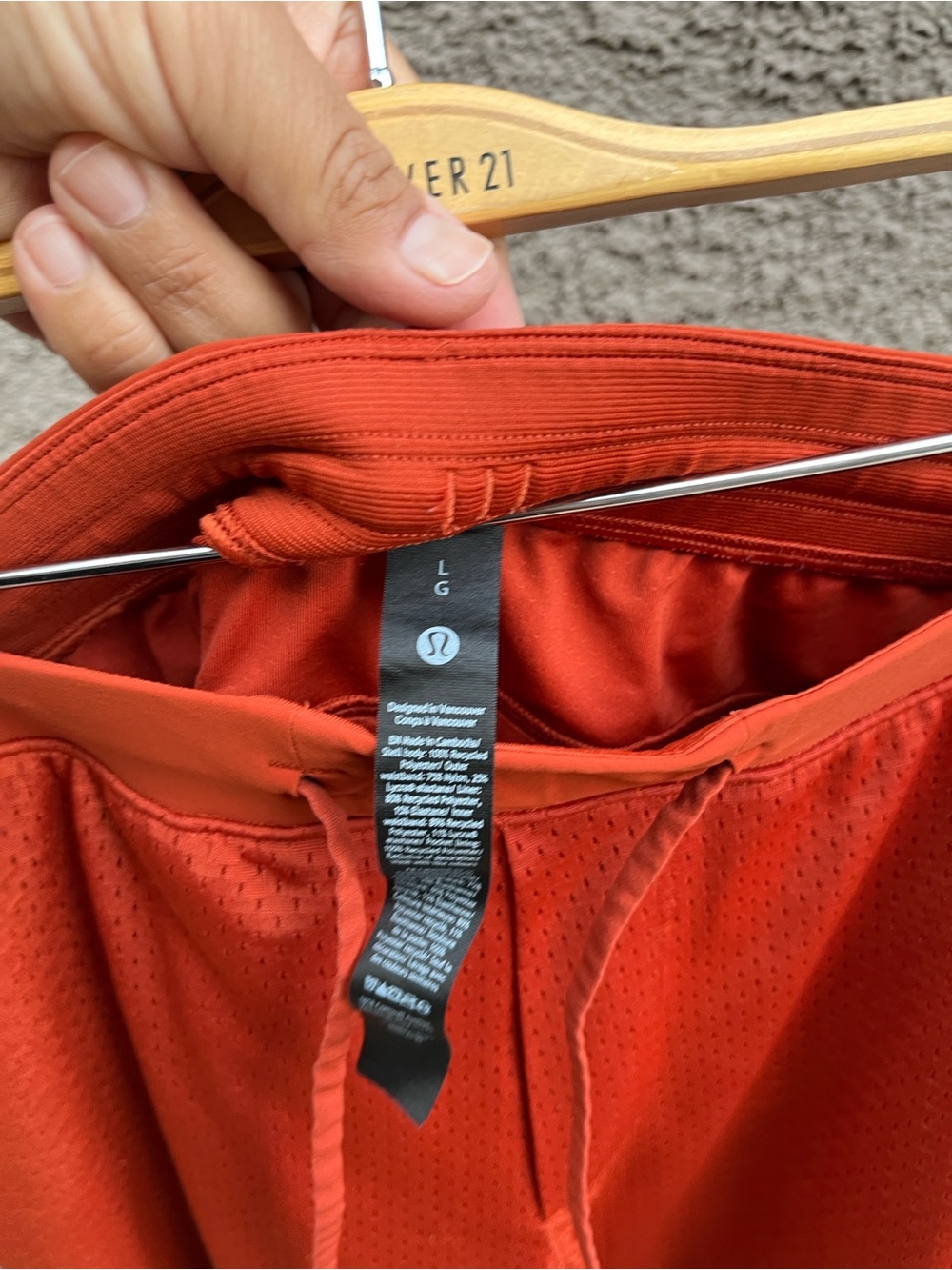 Lululemon Double Layered Mesh Short - Picture 6 of 9